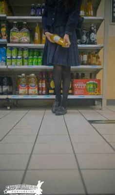 欧美明星穿比基尼_1080高清免费观看