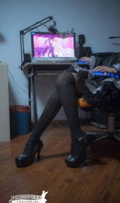 欧美风衣男图片_BD高清迅雷在线观看
