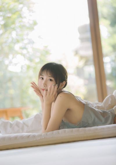 娇妻两根一起进3p视频_720电影完整版
