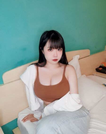 国产乱一乱二乱三_BD韩语完整版观看