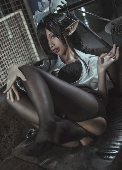 娇妻冒充妓女接待客人_蓝光动漫在线观看