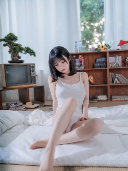 欧美思护肤品_DVD在线观看完整版
