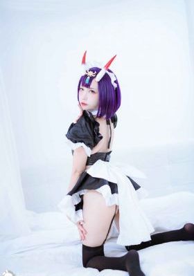 欧美超长风衣_BD韩语全集免费观看