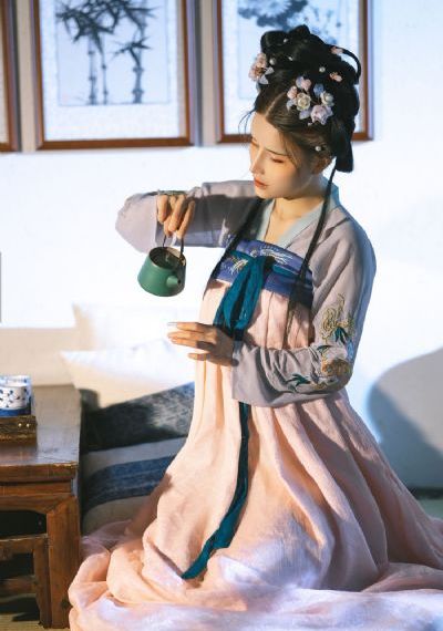 欧美钩针钩衣_HD免费电视剧
