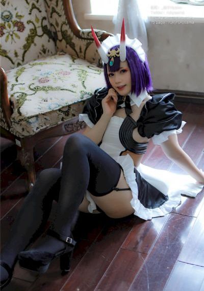 欧美无毛免费_不卡在线观看