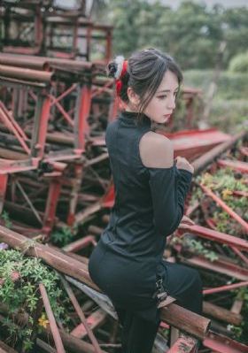 秋霞av一区二区三_720免费在线观看