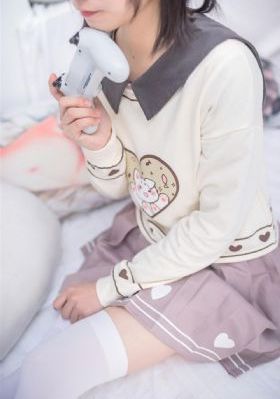 欧美客厅油画_加长未删减版在线观看