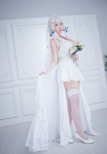 欧美电影老大妈_成长在线视频免费观看