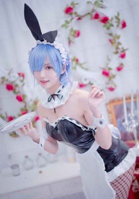 欧美人体艺术另类_DVD电影完整版